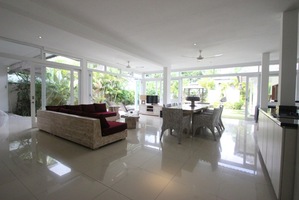  VILLA KUNTI 2 SEMINYAK 