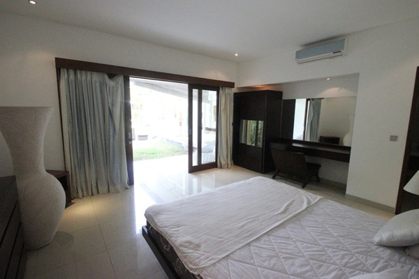  VILLA KUNTI 2 SEMINYAK 
