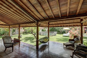  VILLA LIMA KAYU 