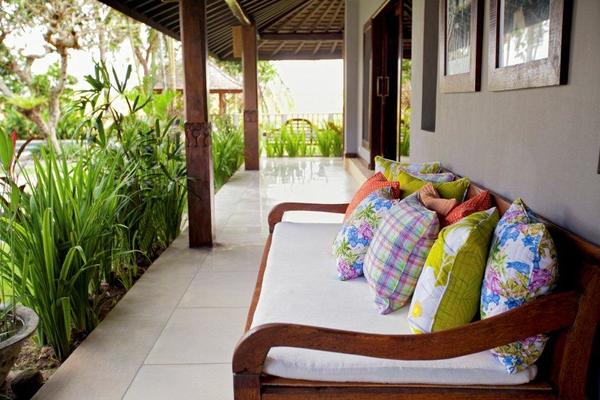 Get Villa Sally Bali Background
