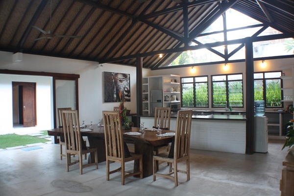  VILLA MAYASA UMALAS 