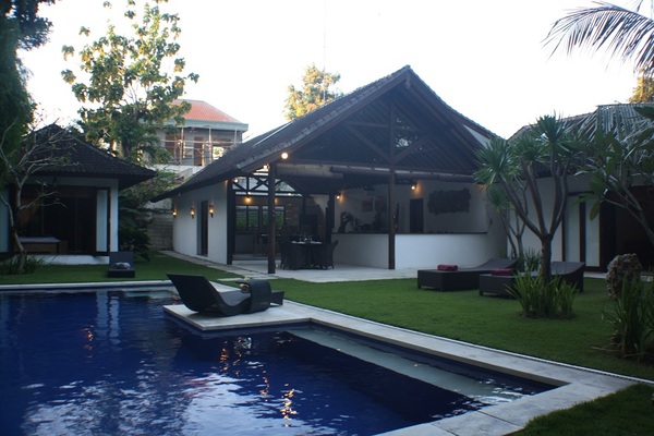  VILLA MAYASA UMALAS 