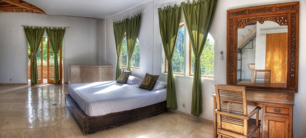  VILLA ANYAR UMALAS 