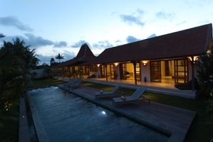  VILLA YADAYA 