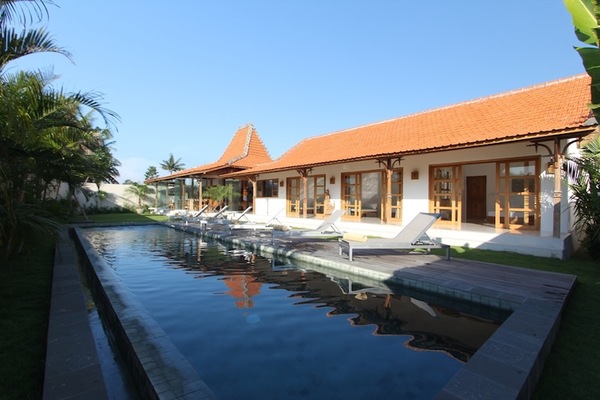  VILLA YADAYA 