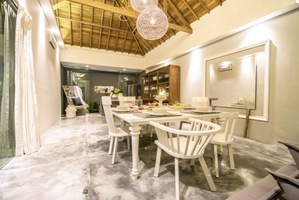  VILLA CECILIA 