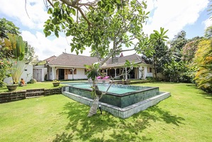  VILLA SAWAHNAT 
