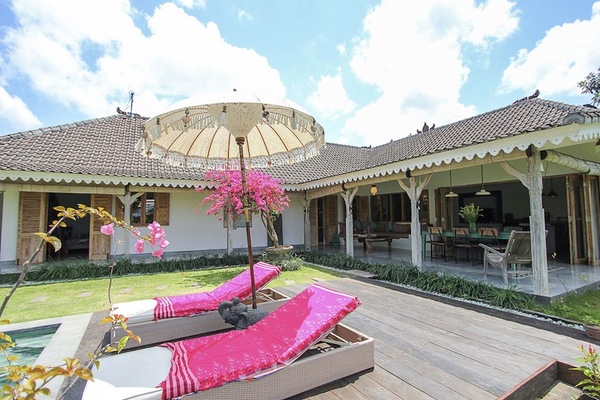  VILLA SAWAHNAT 