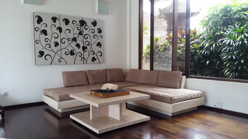  VILLA AGUSTI 