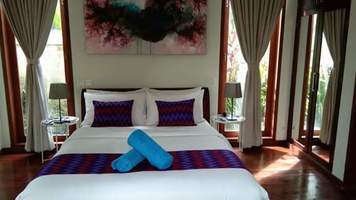  VILLA PADDY CANGGU 