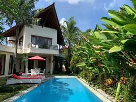  VILLA PADDY CANGGU 