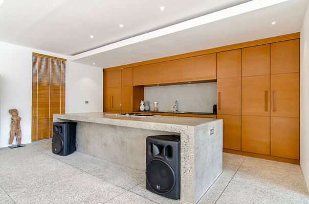  VILLA CHRIS 