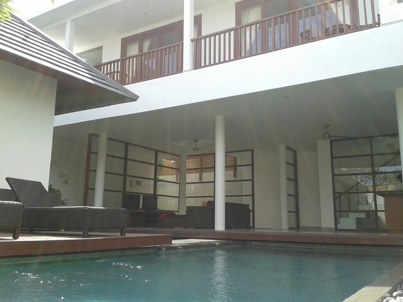  VILLA NYOMAN 