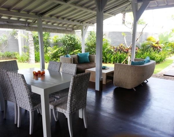  VILLA LIMASAN CANGGU 