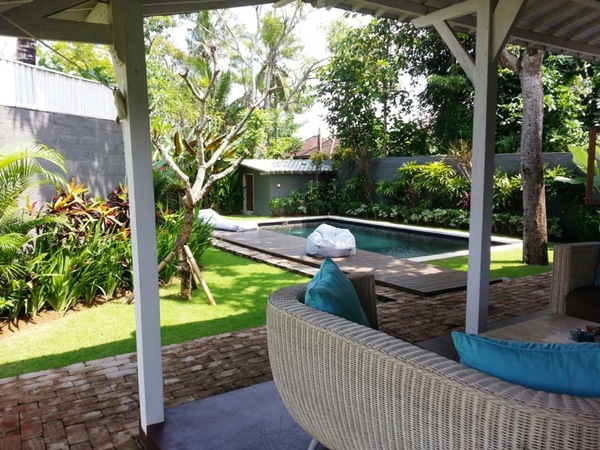  VILLA LIMASAN CANGGU 