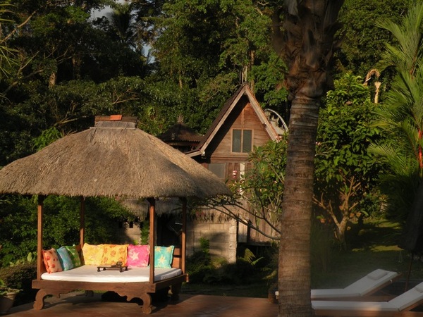  VILLA MADE CANGGU BUWIT 