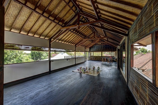  VILLA JOGLO UMALAS 