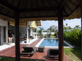  VILLA CUPEK UMALAS 