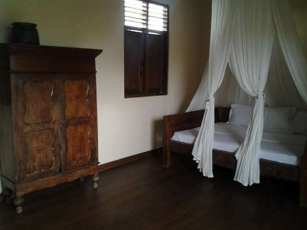  VILLA MERTANADI 