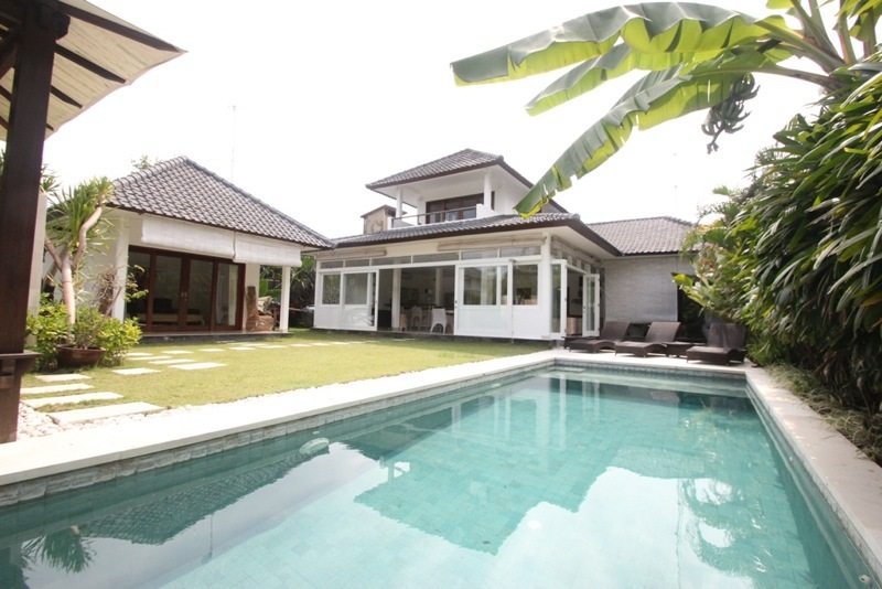  VILLA KUNTI 2 SEMINYAK 