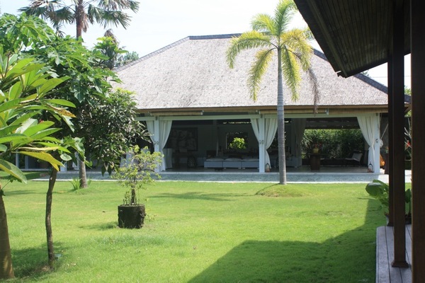  VILLA BATU 