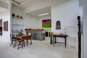  VILLA JONAS SEMINYAK 