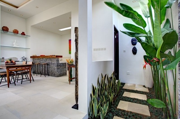  VILLA JONAS SEMINYAK 