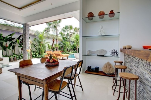  VILLA JONAS SEMINYAK 