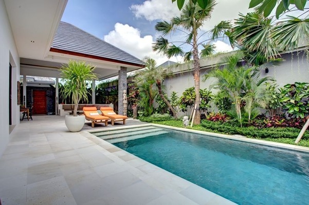 VILLA JONAS SEMINYAK 