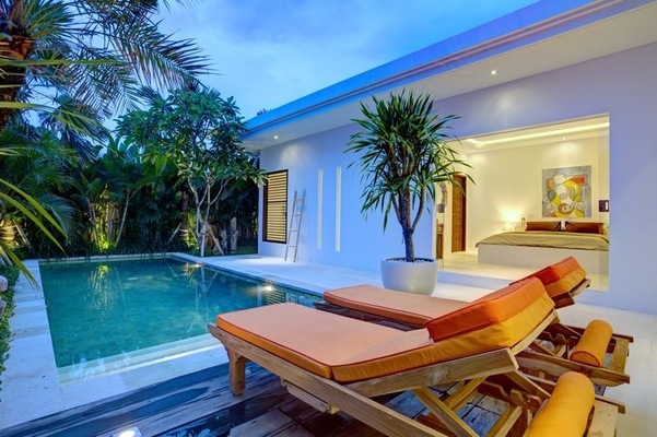  VILLA JONAS SEMINYAK 