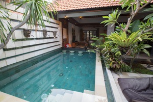  VILLA TAMANSARI KEROBOKAN 