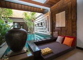  VILLA TAMANSARI KEROBOKAN 