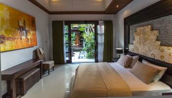  VILLA TAMANSARI KEROBOKAN 