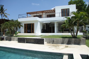  VILLA VAN CANGGU 