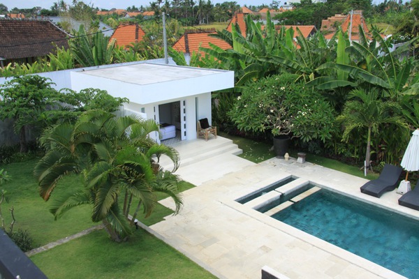  VILLA VAN CANGGU 