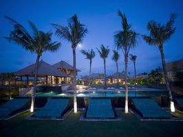  VILLA PANTAI CANGGU 