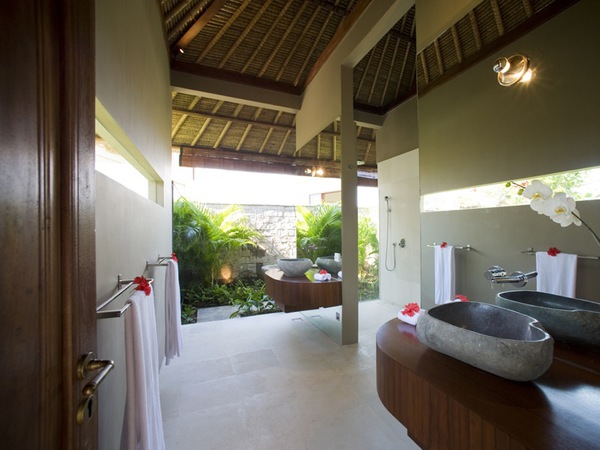  VILLA PANTAI CANGGU 