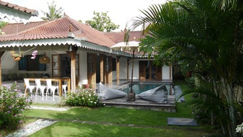  VILLA SAWAH KECIL CANGGU 