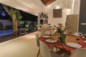  VILLA TELUK BUNGA UMALAS 