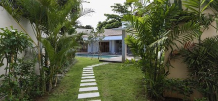  VILLA TELUK BUNGA UMALAS 