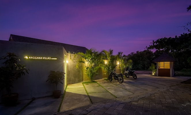 VILLA IN BRAWA CANGGU