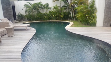  VILLA FADH UMALAS 