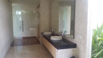  VILLA FADH UMALAS 