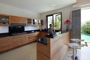  VILLA BATU PUTIH CANGGU 