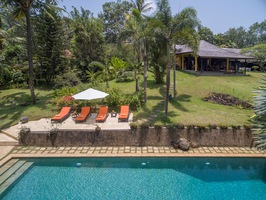  VILLA BAMBOO CEPAKA 