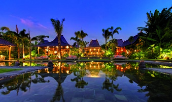  VILLA JAWA 