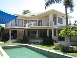 VILLA BUNGA SAWAH 
