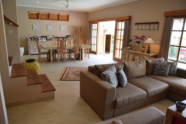  VILLA COLONIALE CANGGU 