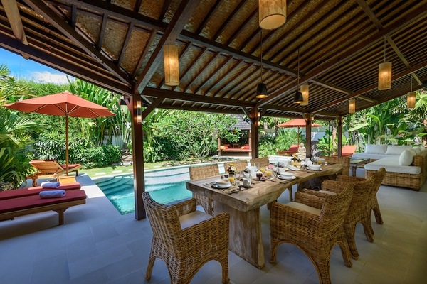  VILLA ARMIN CANGGU 