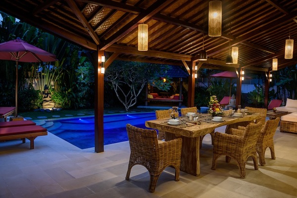  VILLA ARMIN CANGGU 